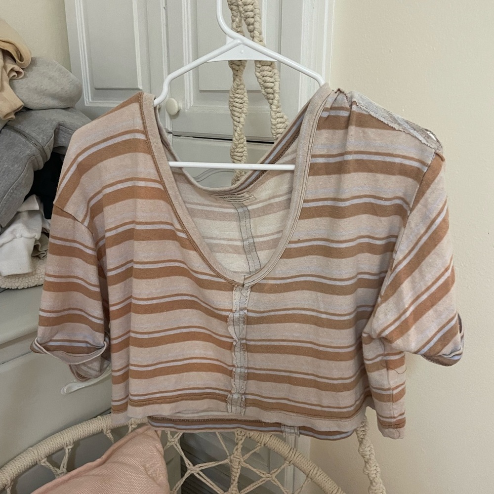 urban outfitters t shirt